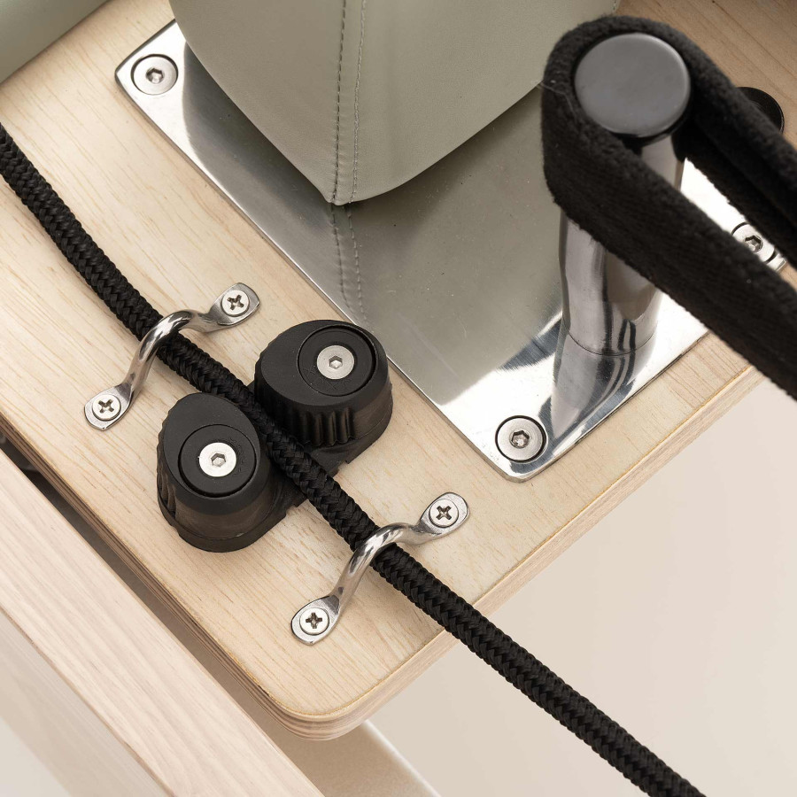 Mooma - WOODEN REFORMER WITH TOWER