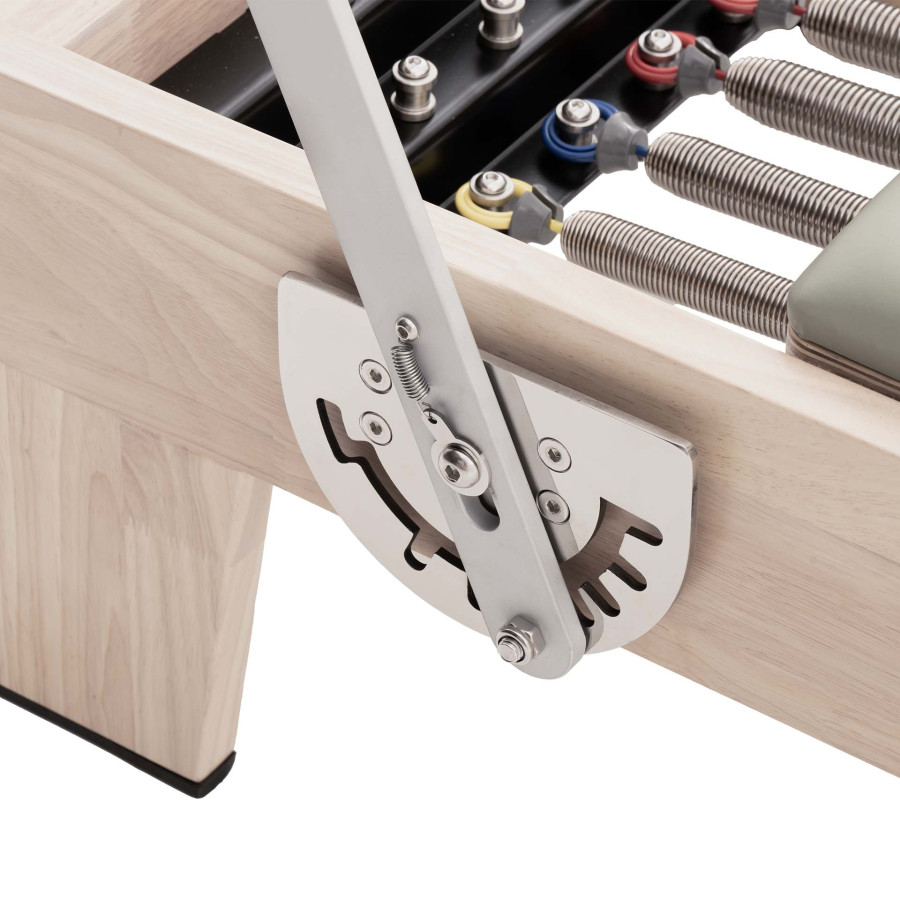 Mooma - WOODEN REFORMER WITH TOWER